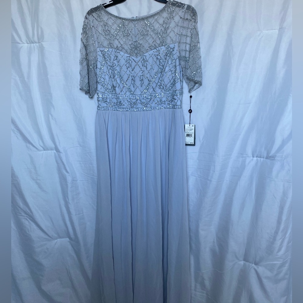 NWT Adrianna Papell Beaded Gown Size 8 - Picture 7 of 12